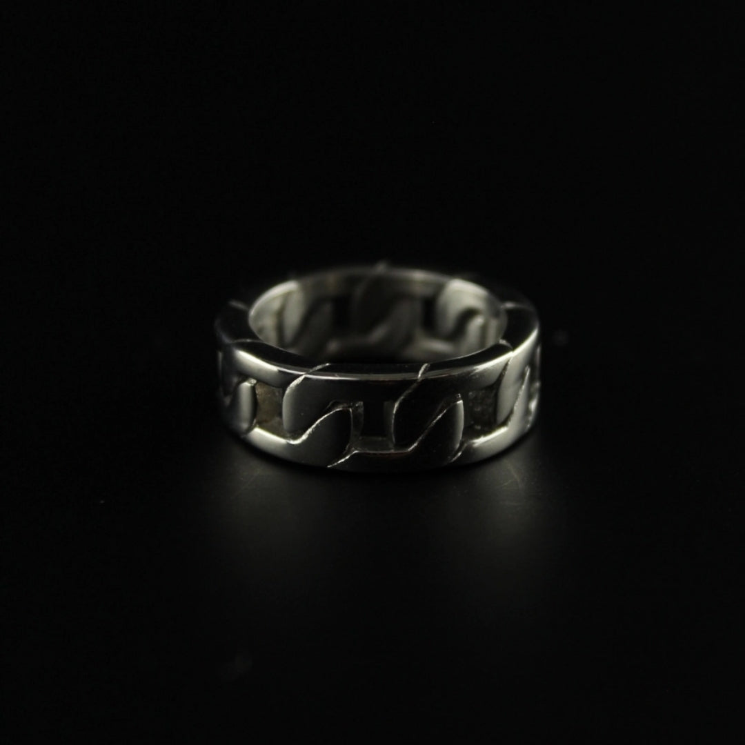 Scarlett Ring